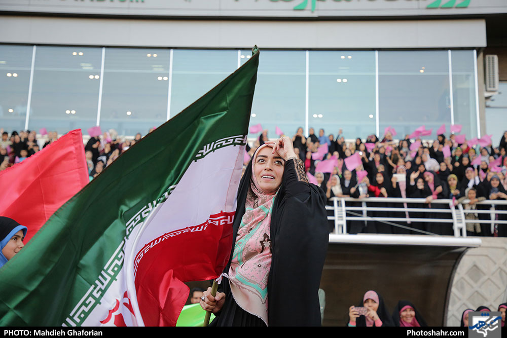 جشن 25 هزار نفری دختران انقلاب در ورزشگاه امام رضا (ع)