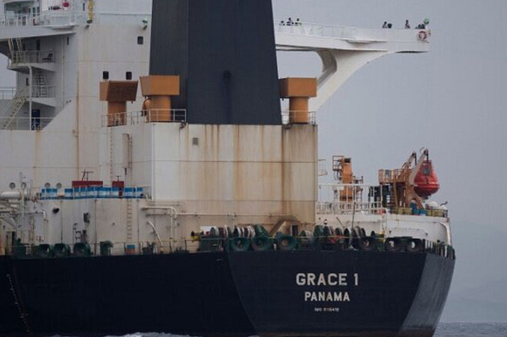 خداحافظی گریس ۱ با جبل‌الطارق / ورود نفتکش ایرانی به آب‌های بین‌المللی