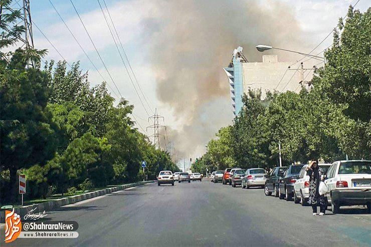 آتش‌سوزی در باغ‌های موقوفه آستان قدس در بولوار جانباز
