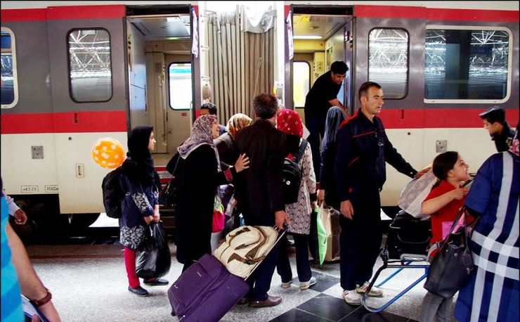 رشد ۵ درصدی مسافران و زائران خارجی قطار‌های منتهی به مشهد