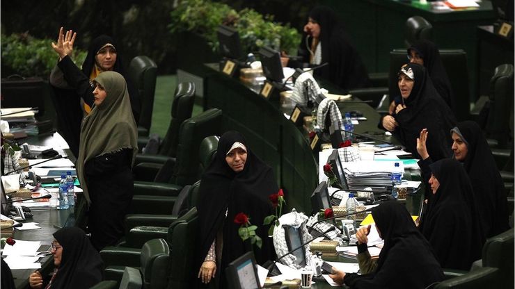 هیات رئیسه فراکسیون زنان مجلس در اجلاسیه چهارم انتخاب شدند