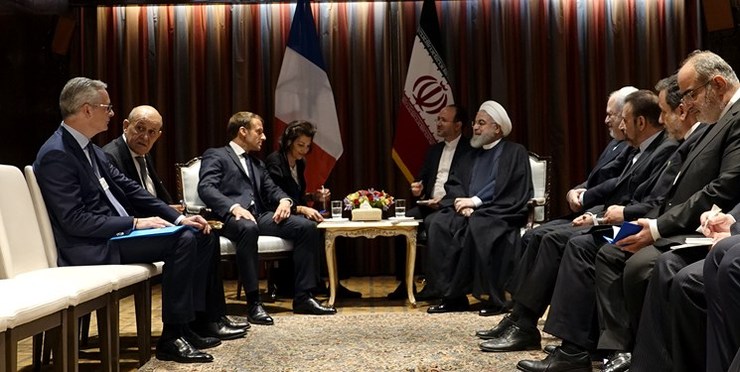 دیدار روحانی و مکرون/ فرانسه از طرح امنیت منطقه‌ای ایران استقبال کرد