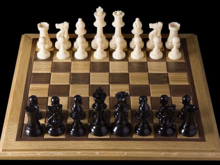 طرز حرکت مهره‌های شطرنج