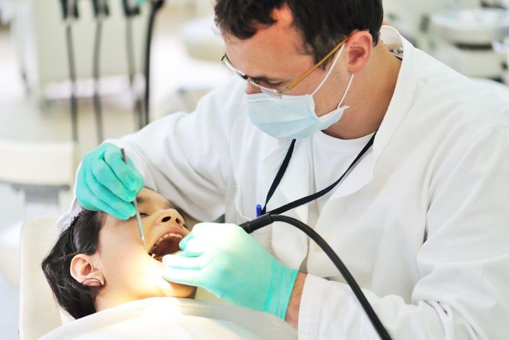فعالیت ۱۱۰ مرکز ویژه سلامت دهان و دندان در مشهد