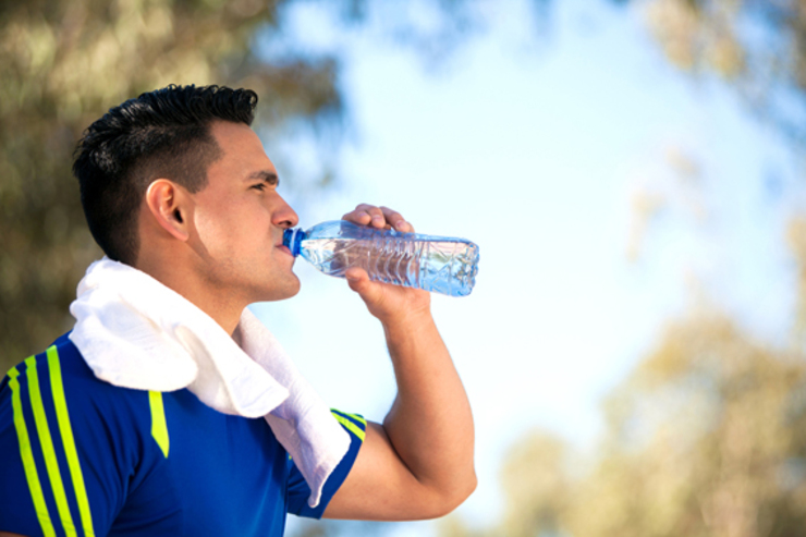 اهمیت تنفس درست و نوشیدن آب در ورزشکاران