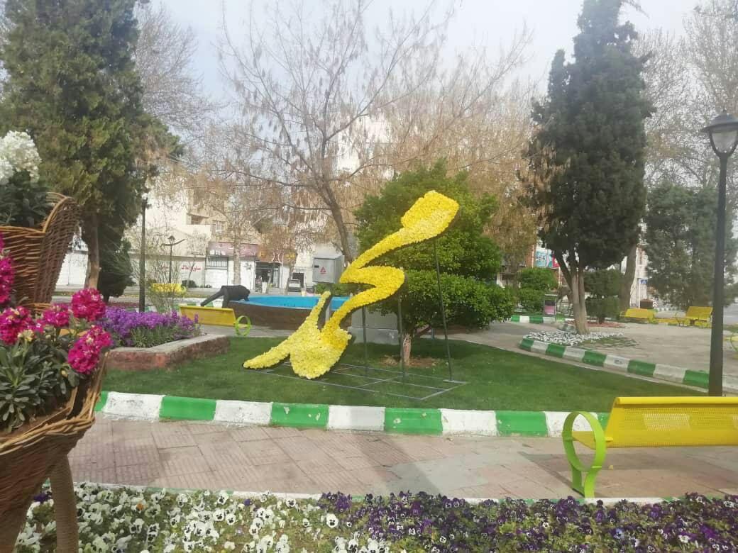 جانمایی و نصب ۱۹ گل‌نوشته با نام حضرت محمد (ص) در مشهد