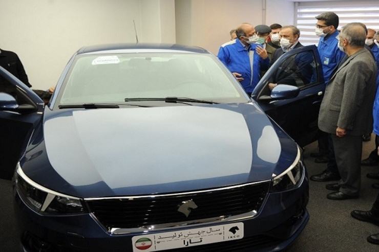 مروری بر حاشیه‌های مراسم رونمایی ناموفق ایران‌خودرو از خودرو جدید «تارا»
