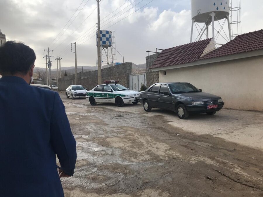 خشونت و انداختن معتادان در استخر آب‌یخ در کمپ ترک اعتیاد قلات شیراز + فیلم