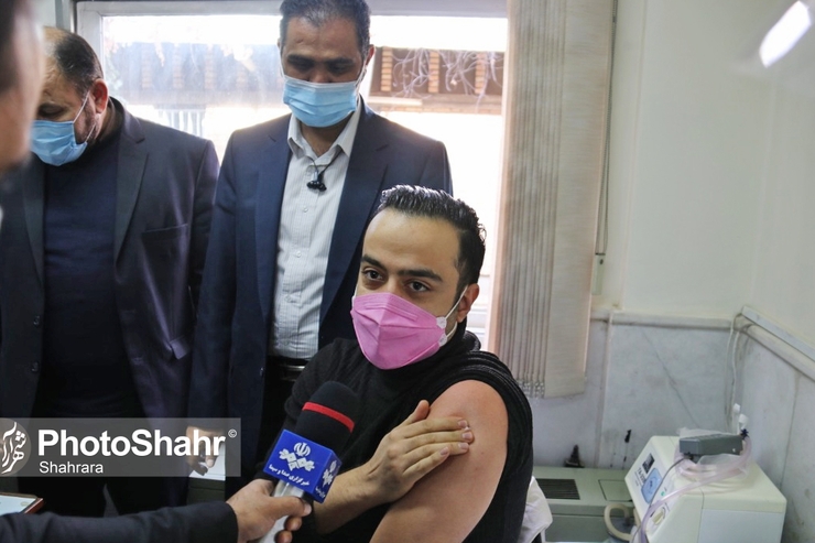 واکنش جالب مردم به آغاز واکسیناسیون کرونا در ایران + ویدئو