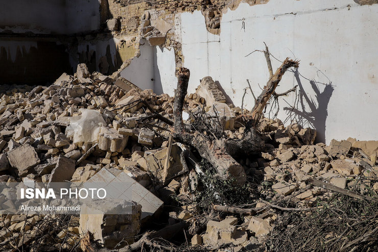 درباره تخریب خانه پدری احمد محمود در اهواز