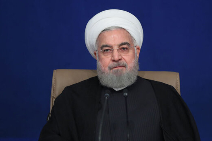 روحانی: دولت تمام‌قد از حقوق مردم دفاع می‌کند