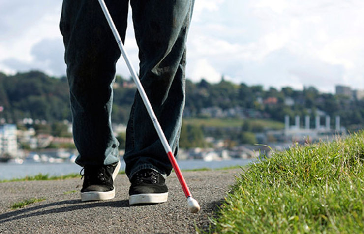 درمان نابینایی با ایمپلنت شبکیه توسط محققان سوئیسی