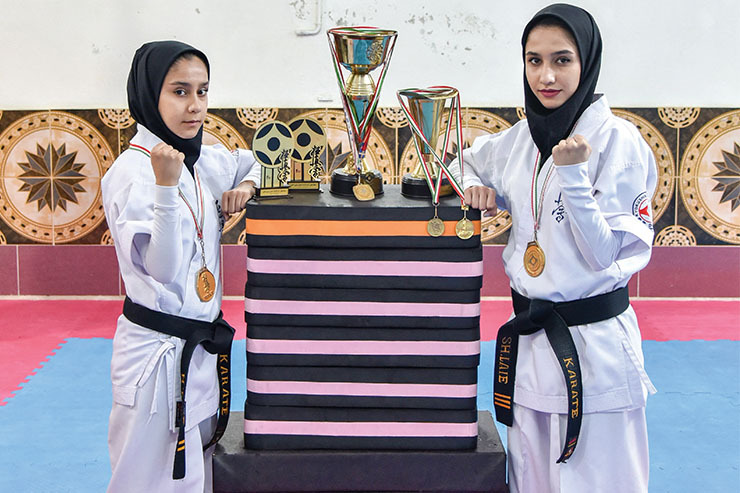 گفتگو با خواهران کاراته کار «لائی»  | دست و پایمان شکست، اما شکست نخوردیم