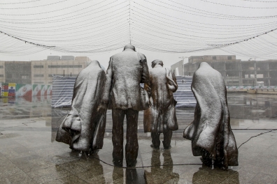 برف در مشهد