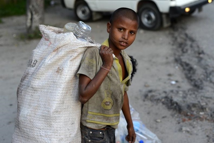 معاون امور اجتماعی سازمان بهزیستی: ۸ هزار کودک در خیابان ها مشغول به کار هستند