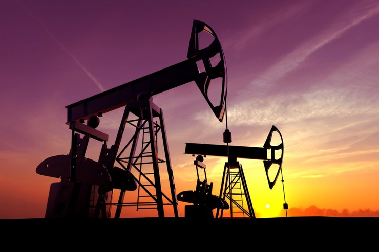 علت منفی شدن قیمت نفت آمریکا چیست؟
