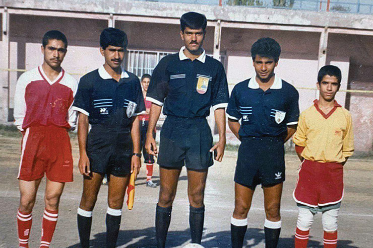 قاب خاطره/عکسی جالب از کوبل داوری جوان و موفق فوتبال مشهد در اوایل دهه ۷۰