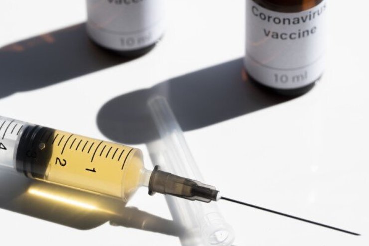 تا پایان ۲۰۲۰ واکسن ویروس کرونا در بازار عرضه می‌شود