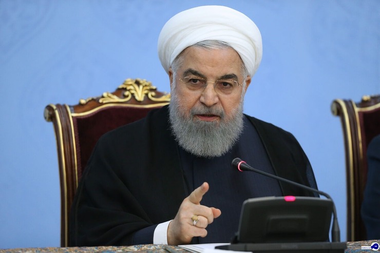 روحانی: ملت و کشور ما زیر سایه رهبری فرهیخته در برابر انواع توطئه‌ها حراست شده است