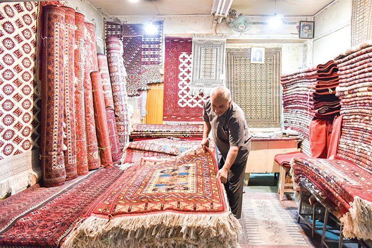 خون تازه در رگ‌های بازار ۲۰۰ ساله فرش مشهد