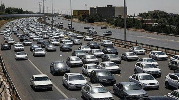 ترافیک در جاده مشهد - چناران پرحجم گزارش شد/ ۶ فقره تصادف طی ۲۴ ساعت گذشته در جاده‌های استان