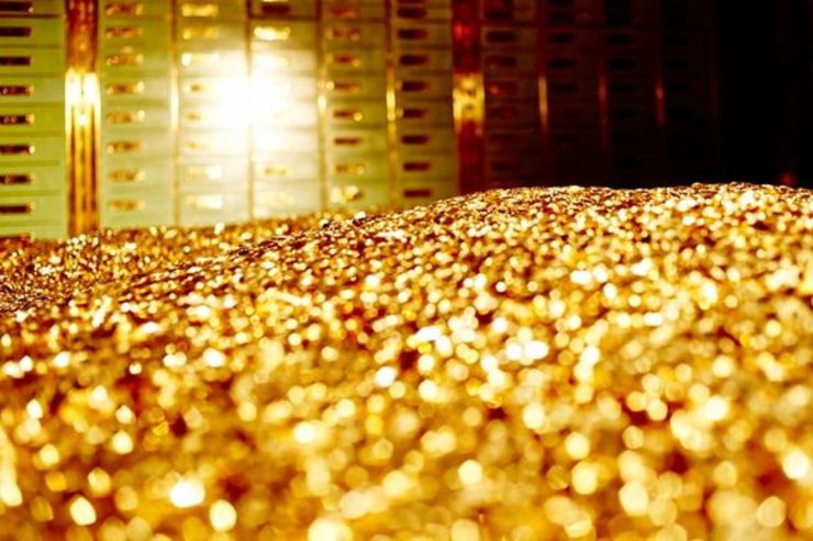 عبور قیمت طلا از مرز ۱۷۰۰ دلاری