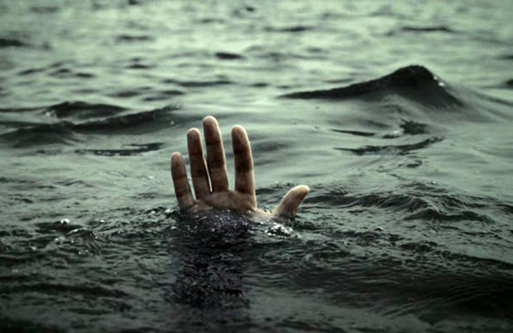 ماجرای خودکشی دو دختر در دریاچه شورابیل اردبیل
