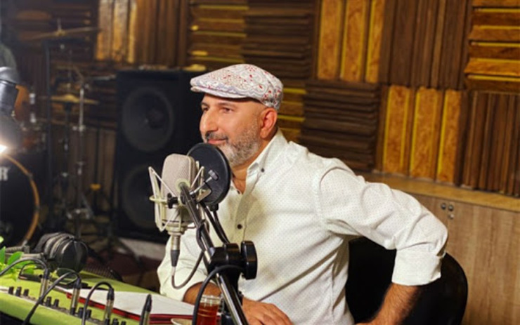 اولین برنامه چندرسانه‌ای رادیو با اجرای منصور ضابطیان در قسمت اولش میزبان امیرحسین صدیق خواهد بود + تیزر برنامه