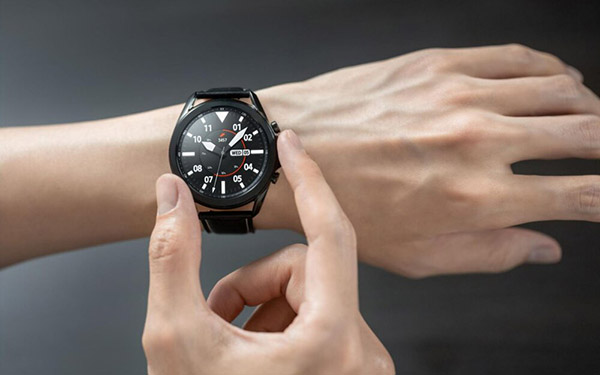 رونمایی از موبایل‌های جدید سامسونگ همراه با ساعت هوشمند