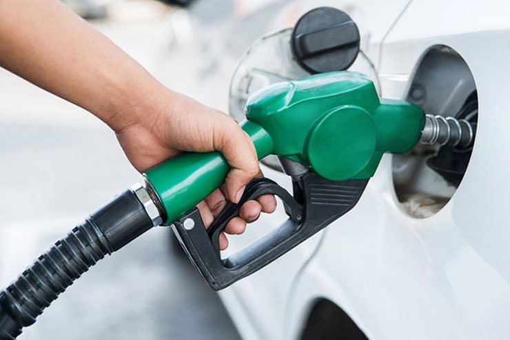 جزئیات طرح جدید سهمیه‌بندی بنزین | افراد فاقد خودرو یارانه بنزین می‌گیرند