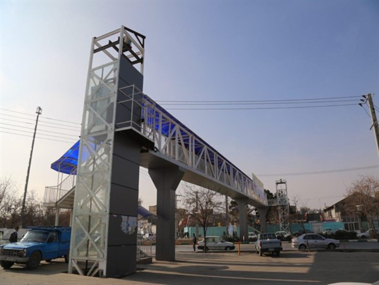 احداث ۲۰ پل عابر پیاده در حاشیه شهر مشهد