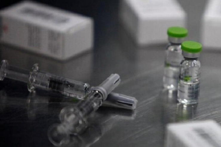 رئیس جمهور فرانسه از احتمال تولید واکسن کرونا در ماه‌های آینده خبر داد