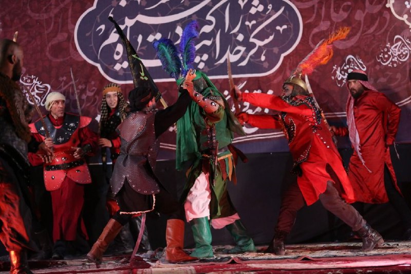 گزارشی از اجرای نمایش آیینی یکی از هیئت‌های مذهبی مشهد در دهه اول محرم