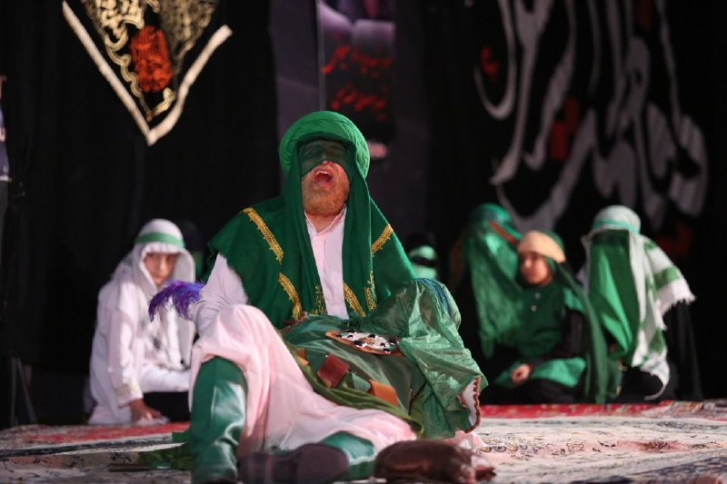 گزارشی از اجرای نمایش آیینی یکی از هیئت‌های مذهبی مشهد در دهه اول محرم
