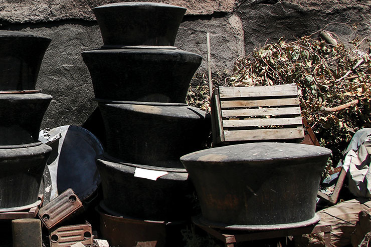 کرونا برپایی مراسم هفتاد ساله ننه صنم را تعطیل کرد | مرثیه‌ای برای دیگ‌های یتیم!
