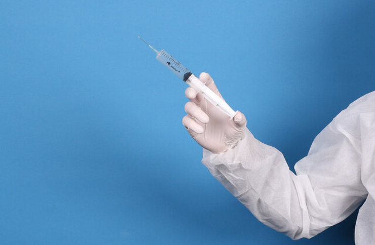 اتحادیه اروپا از توزیع واکسن کرونای «آسترازنکا» در آبان‌ماه اطمینان داد