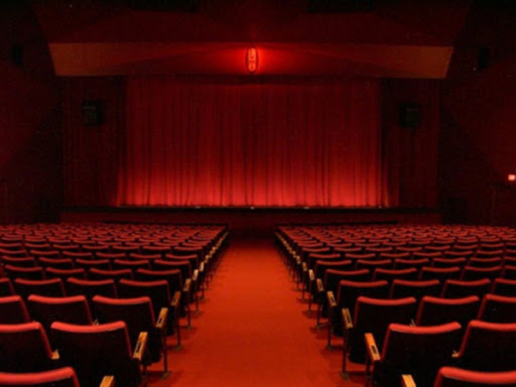 آیا واگذاری سالن اصلی تئاتر شهر به بخش خصوصی، تئاتر مشهد را نابود خواهد کرد؟