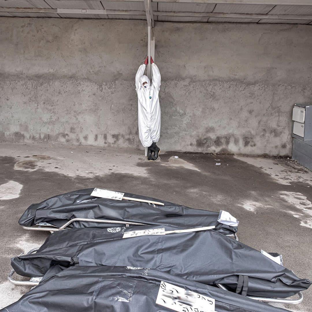 تجربه‌ی دوماه عکاسی از درگذشتگان کرونا | نمی‌شد در خانه نشست