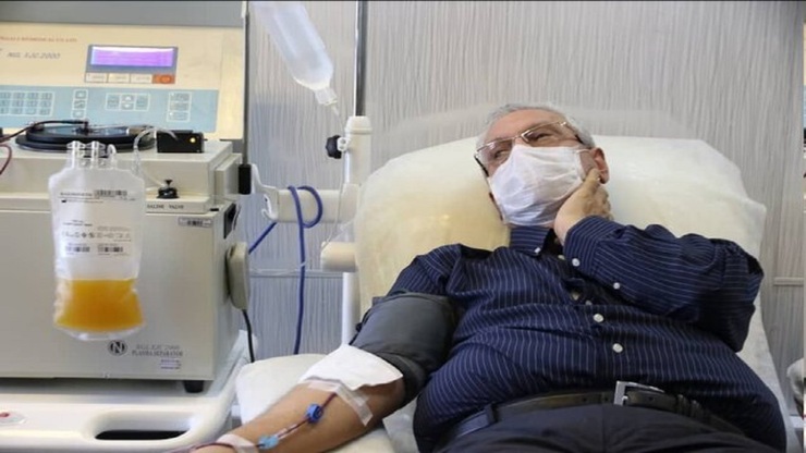 اهدای پلاسمای خون از سوی سخنگوی دولت پس از بهبود کرونا