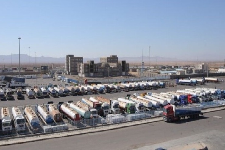 در شش ماه گذشته ۷۱۹میلیون تُن کالا از مرز دوغارون به افغانستان صادر شده است