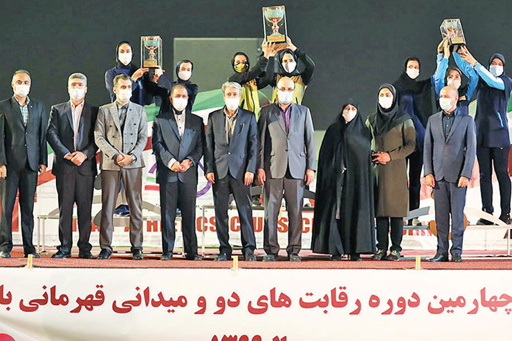 در پایان لیگ برتر دوومیدانی تیم پلیمر خرم آباد با مربی و دوندگان مشهدی سوم شد