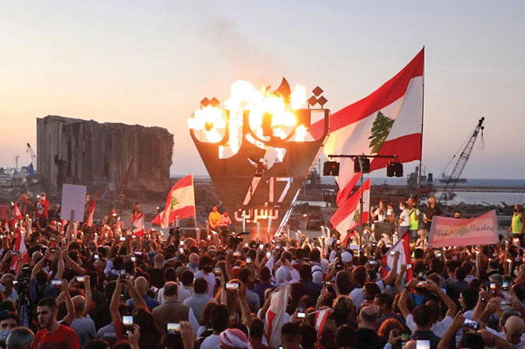 راهپیمایی هزاران لبنانی در سالگرد اعتراضات لبنان