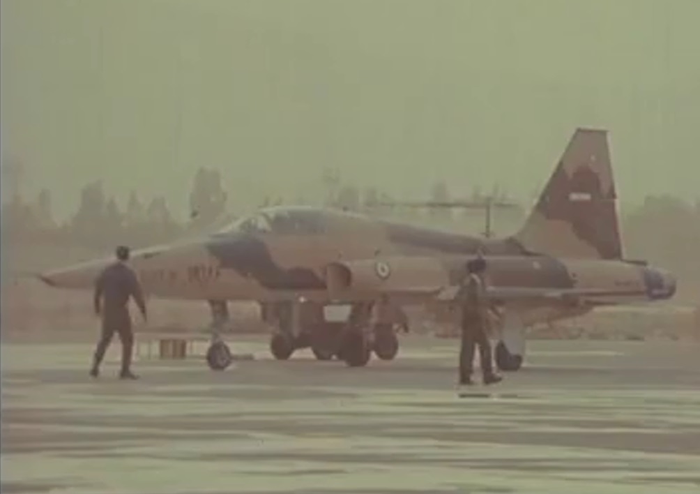 مستند <<داستان های ناگفته>> جنگ را از زبان خلبانان ایرانی روایت کرده است
