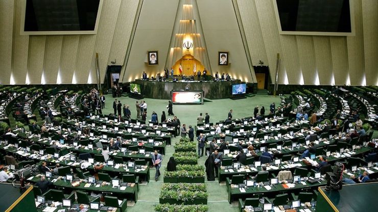 جهانگیری: تریبون مجلس می‌تواند فضای آرامش را به جامعه القا کند