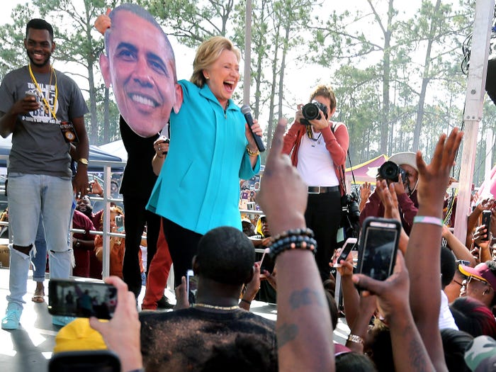 ۲۰ عکس از نامزد‌های ریاست‌جمهوری آمریکا که دقیقا در لحظه مناسبی شکار شده‌اند