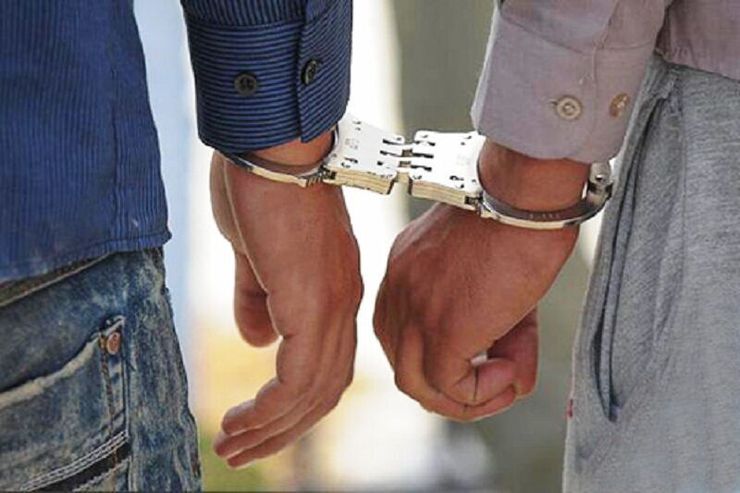 اجرای حکم شلاق در ملأ عام برای دو سارق خشن در گلبهار