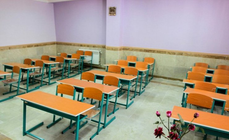 خیران شهریار پای کار تأمین تجهیزات آموزشی دانش‌آموزان محروم مشهد