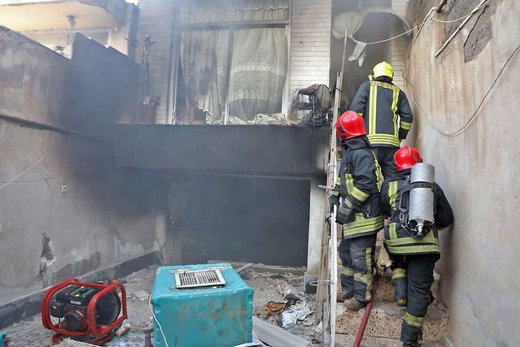 ۲ مجروح در انفجار توأم با حریق منزل مسکونی در مشهد