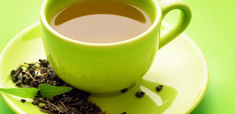 آشنایی با خواص شگفت انگیز چای سبز و قهوه