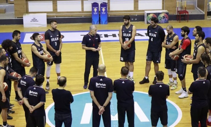 موبایل های مسافرتی کار دست تیم ملی بسکتبال داد